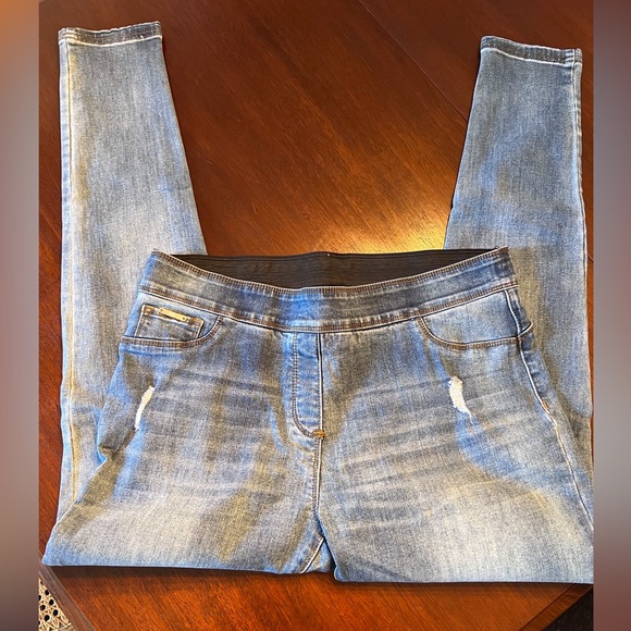 2/$30 Coco and Carmen Distressed Jeans - Picture 2 of 4